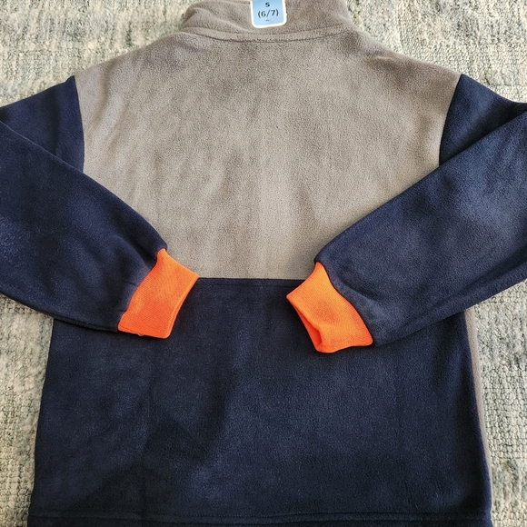 Sweater Fleece - Picture 2 of 4